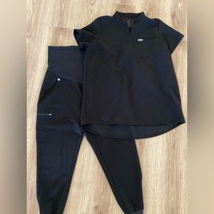 Figs Maternity scrub set